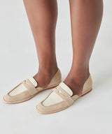 Moyra Flats | Dune Suede