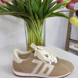 Asian Sneaker | Almond
