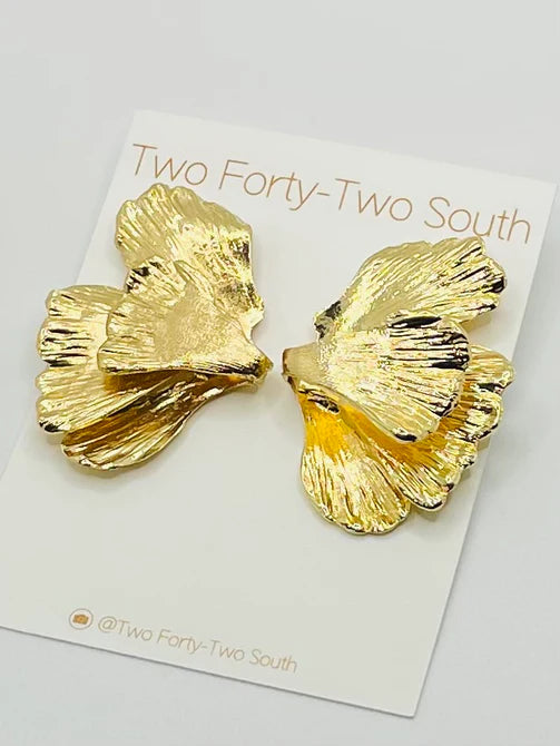 3D Gold Leaves Earrings