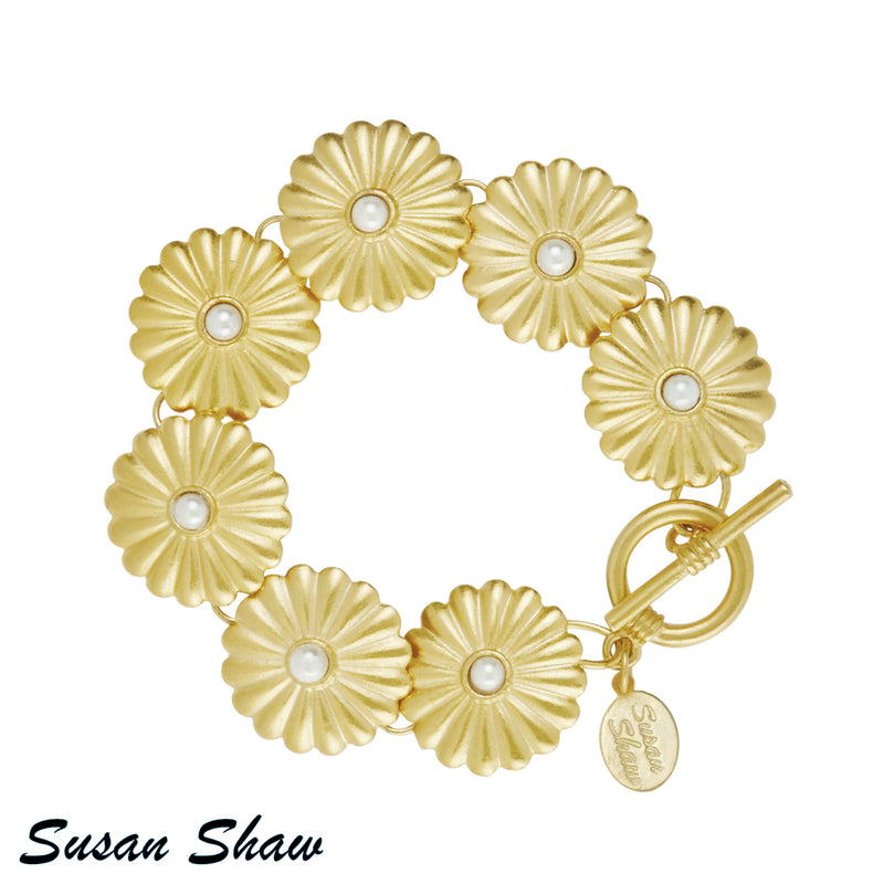 Connie Pearl Toggle Bracelet